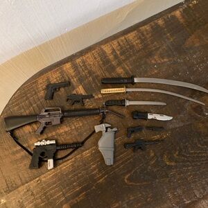 GI Joe Classified style mini Sword Gun Knife Figures with mini police figure